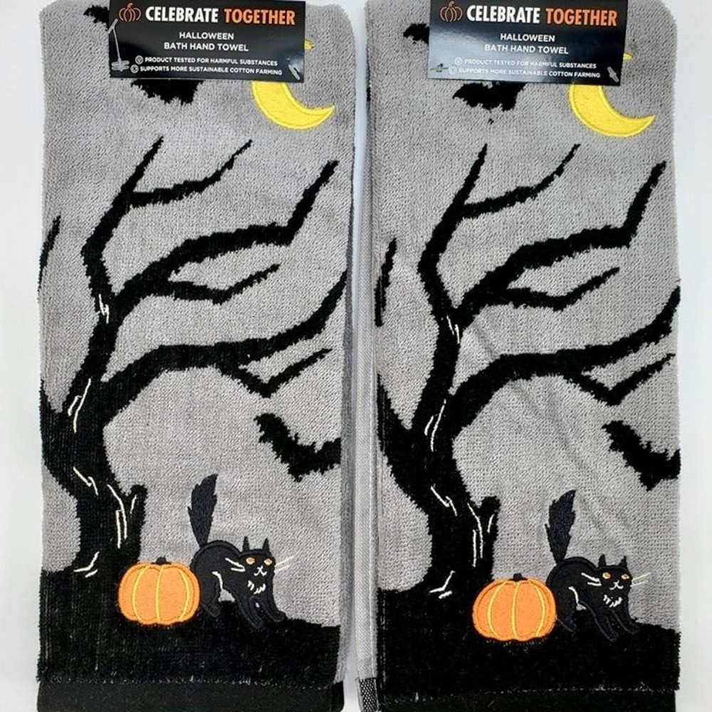 Celebrate Together Halloween Spooky Cat Scene Hand Towel Set of 2